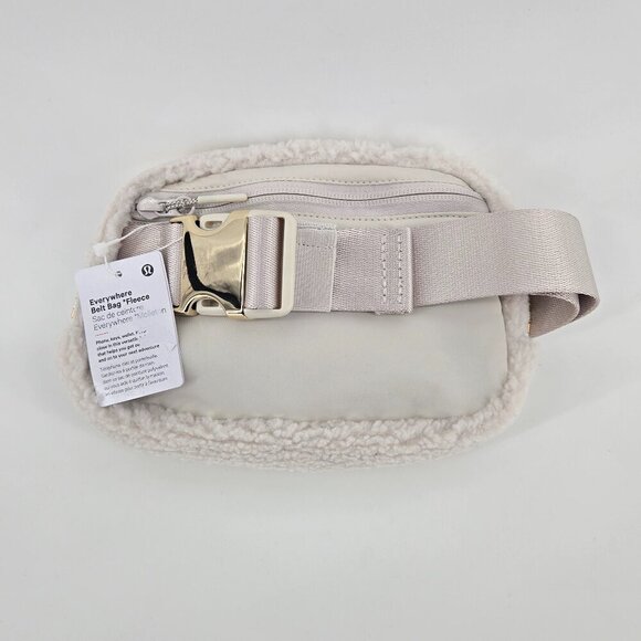 lululemon belt bag white opal 1l Everywhere Lululemon Belt Bag 1l Vs